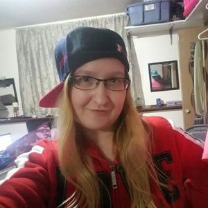 Meet your Posher, Lynette